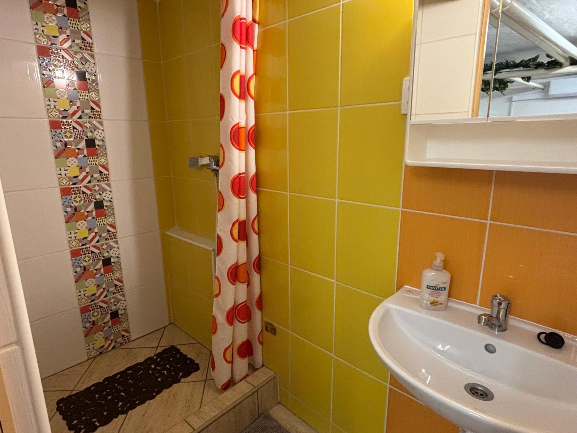 Apartmanovy Dom Grand Štúrovo Bagian luar foto