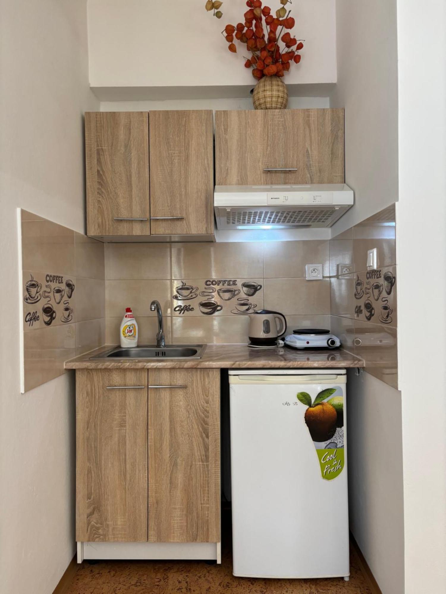 Apartmanovy Dom Grand Štúrovo Bagian luar foto